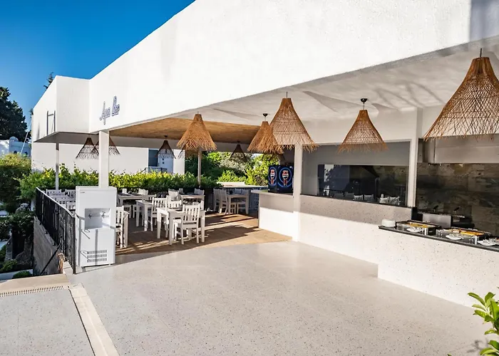 Paloma Family Club מלון 4*